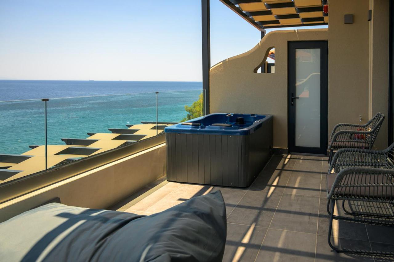 Olive Green Studios And Apartments Plomari Exterior photo